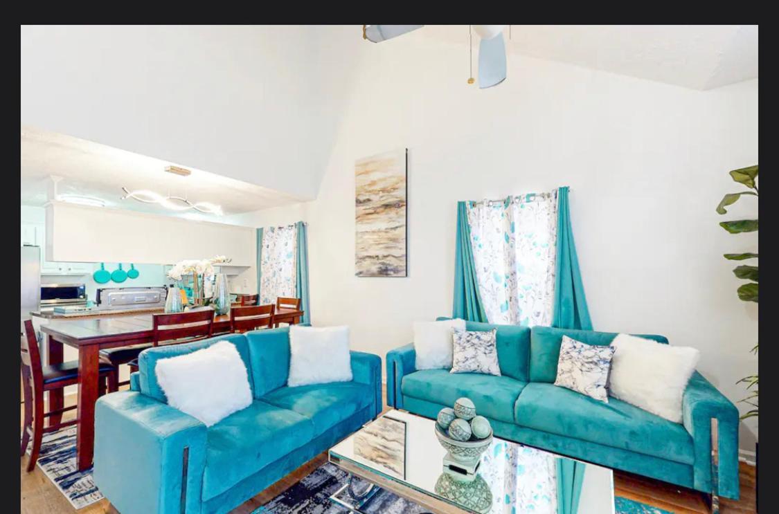 Apartment Tranquil Turquoise Retreat